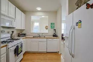 2436 Golf Ridge Cir, Naperville, IL 60563 - Photo 13