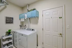 2436 Golf Ridge Cir, Naperville, IL 60563 - Photo 21