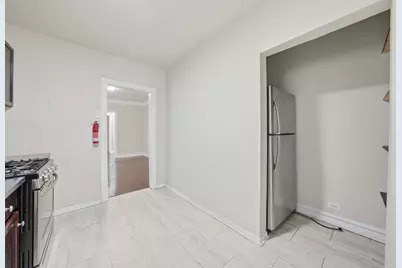 8026 S Dobson Avenue, Chicago, IL 60619 - Photo 21