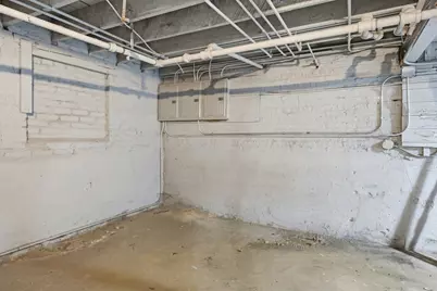 8026 S Dobson Avenue, Chicago, IL 60619 - Photo 27