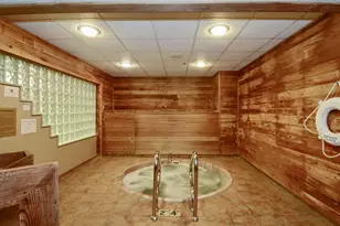 10 E Ontario St, Chicago, IL 60611 - Photo 29