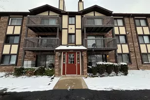 259 Stoneybrook Ln, Bloomingdale, IL 60108 - Photo 1