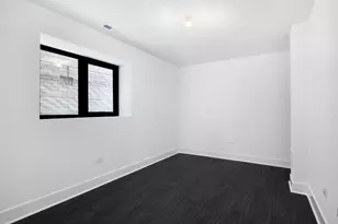 1833 S Throop St, Chicago, IL 60608 - Photo 13