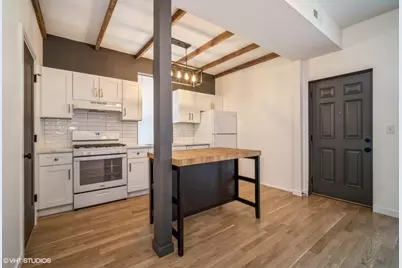 908 N California Avenue #1R, Chicago, IL 60622 - Photo 9