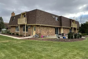 235 Woodrow St, Manhattan, IL 60442 - Photo 1