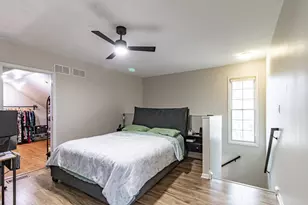 727 Colby Ct, Gurnee, IL 60031 - Photo 13