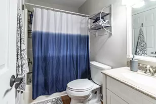 727 Colby Ct, Gurnee, IL 60031 - Photo 11