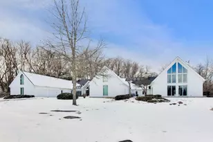 7716 Crystal Springs Rd, Crystal Lake, IL 60012 - Photo 3