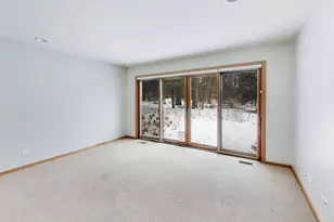 7716 Crystal Springs Rd, Crystal Lake, IL 60012 - Photo 33