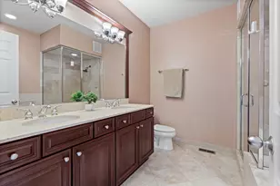 2820 N Sheffield Ave, Chicago, IL 60657 - Photo 13