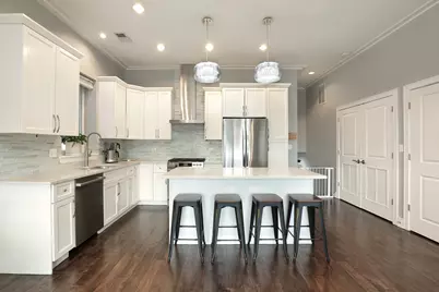 3215 N Elston Avenue #3N, Chicago, IL 60618 - Photo 3