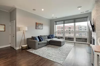 3215 N Elston Avenue #3N, Chicago, IL 60618 - Photo 7