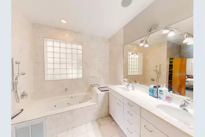 945 N Honore Street #1, Chicago, IL 60622 - Photo 17