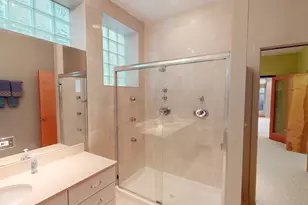 945 N Honore St, Chicago, IL 60622 - Photo 33