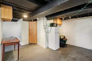 796 Parkway Ave, Elgin, IL 60120 - Photo 23