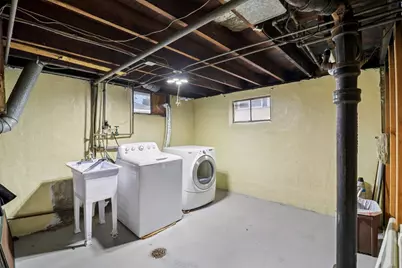 796 Parkway Avenue, Elgin, IL 60120 - Photo 19