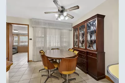 4506 N Oak Park Avenue, Harwood Heights, IL 60706 - Photo 9