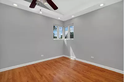 [Address not provided], La Grange, IL 60525 - Photo 15