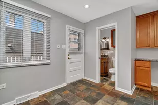 [Address not provided], La Grange, IL 60525 - Photo 7