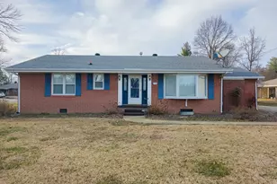 116 Forio Ave, Mount Carroll, IL 62863 - Photo 3