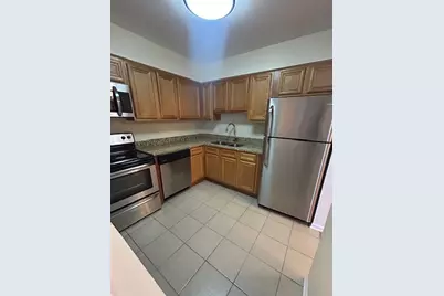 7449 Washington Street #208, Forest Park, IL 60130 - Photo 5
