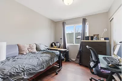 2736 E Goodrich Avenue E, Burnham, IL 60633 - Photo 13