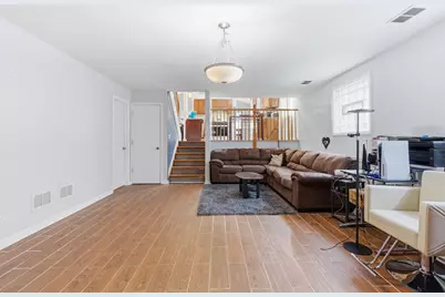 2736 E Goodrich Avenue E, Burnham, IL 60633 - Photo 17