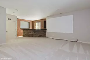 21 Northfield Terrace, Wheeling, IL 60090 - Photo 15