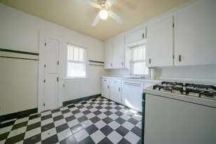 2019 15th Ave, Rockford, IL 61104 - Photo 11