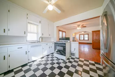 2019 15th Avenue, Rockford, IL 61104 - Photo 9