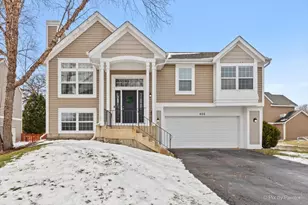 466 Valley Forge Ave, South Elgin, IL 60177 - Photo 1