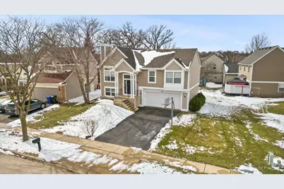 466 Valley Forge Avenue, South Elgin, IL 60177 - Photo 3