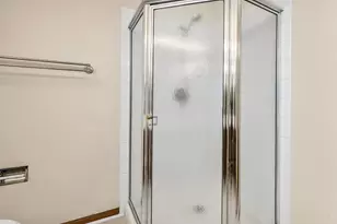 30W003 Willow Ct, Warrenville, IL 60555 - Photo 17