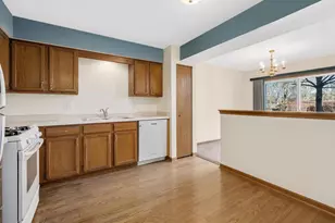 30W003 Willow Ct, Warrenville, IL 60555 - Photo 13