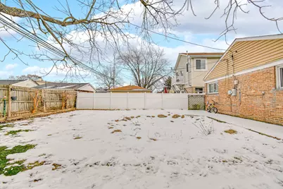 4656 W 83rd Street, Chicago, IL 60652 - Photo 13