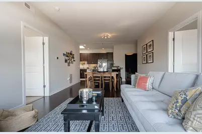 5858 N Broadway Avenue #602, Chicago, IL 60660 - Photo 7