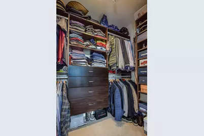 5858 N Broadway Avenue #602, Chicago, IL 60660 - Photo 13