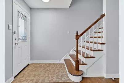 15 S Waiola Avenue #6, La Grange, IL 60525 - Photo 1