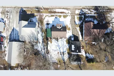 122 W Harrison Avenue, Cissna Park, IL 60924 - Photo 7