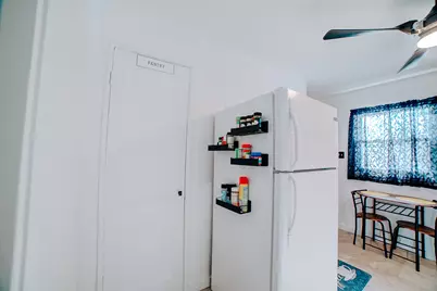 122 W Harrison Avenue, Cissna Park, IL 60924 - Photo 15