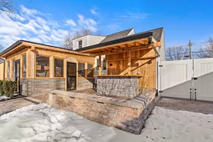 1025 Queen Anne St, Woodstock, IL 60098 - Photo 21