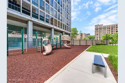 340 W Diversey Parkway #2616, Chicago, IL 60657 - Photo 17