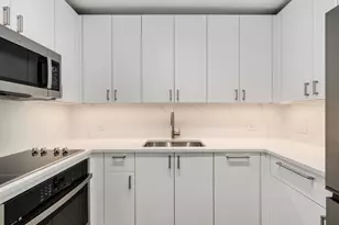 340 W Diversey Pkwy, Chicago, IL 60657 - Photo 7