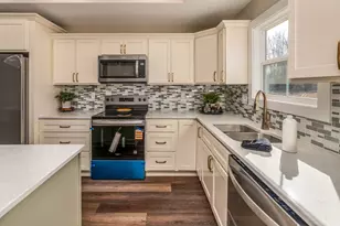 1200 S Vicksburg St, Marion, IL 62959 - Photo 9