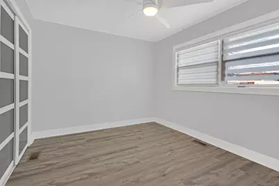 2417 Sand Lake Road, Lindenhurst, IL 60046 - Photo 13