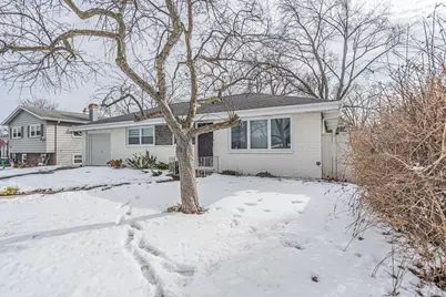 2417 Sand Lake Road, Lindenhurst, IL 60046 - Photo 31