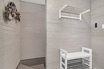 2417 Sand Lake Road, Lindenhurst, IL 60046 - Photo 15