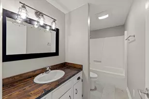 548 Jo Ann Ct, Lockport, IL 60441 - Photo 17