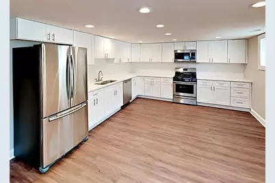 2900 W Glenlake Avenue, Chicago, IL 60659 - Photo 37