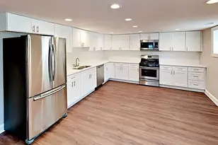 2900 W Glenlake Ave, Chicago, IL 60659 - Photo 37